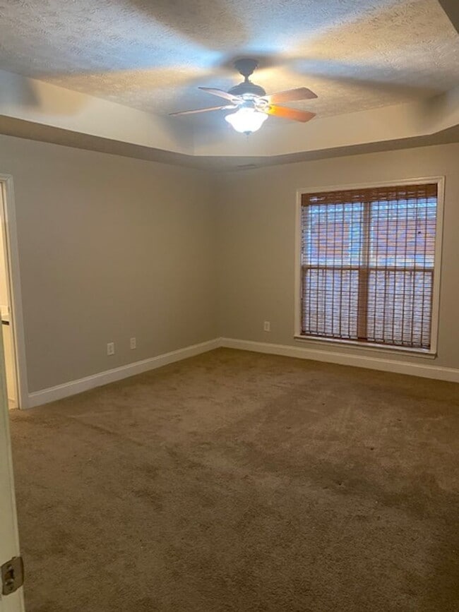 Building Photo - A Great Value and Location in North Columbus