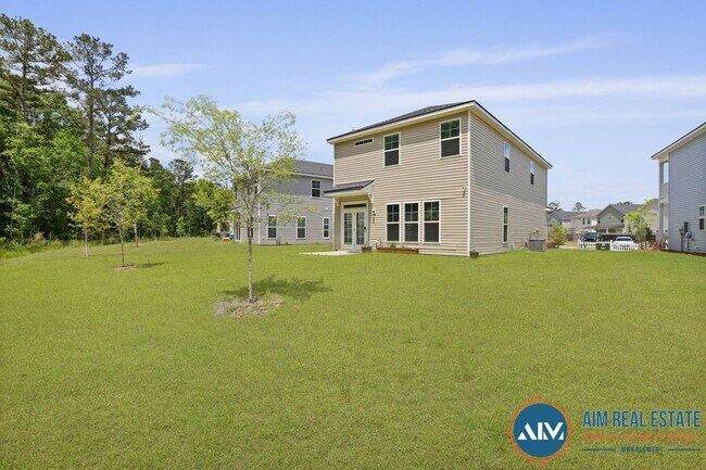 Building Photo - Spacious and Modern 4BR Home in Millstone ...