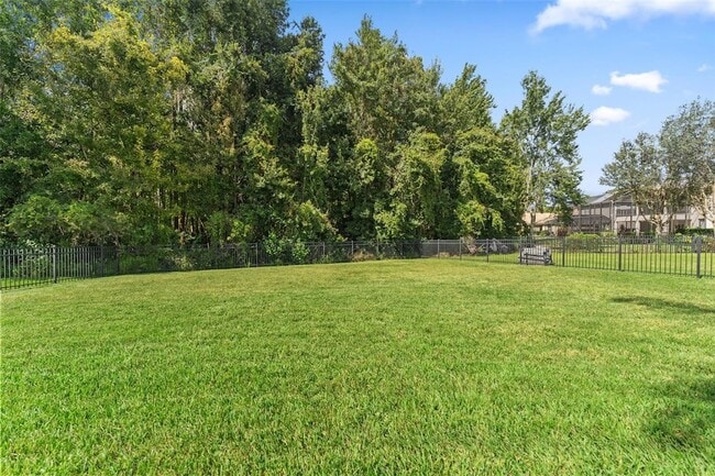 Building Photo - 10886 Cory Lake Dr