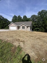 Building Photo - 15 Hillcrest Dr