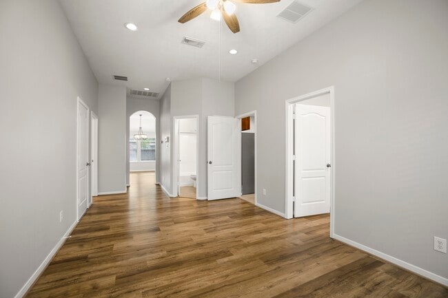 Building Photo - 1234 Walston Ridge Dr