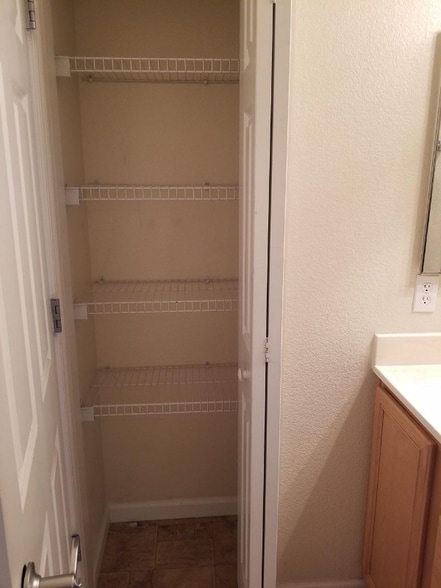 Building Photo - 4691 Kathleen Denise Ln