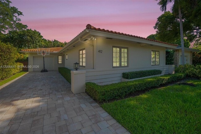 Building Photo - 412 Gerona Ave