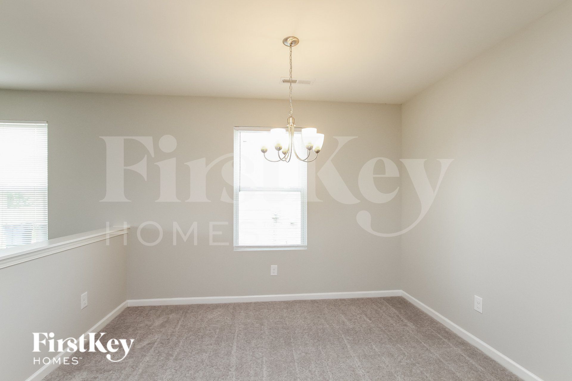 Building Photo - 167 Hidden Lakes Rd