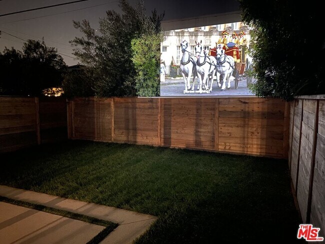 Building Photo - 1651 S Hayworth Ave