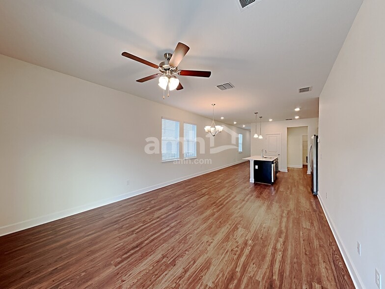 Building Photo - 1004 Walden Woods Dr
