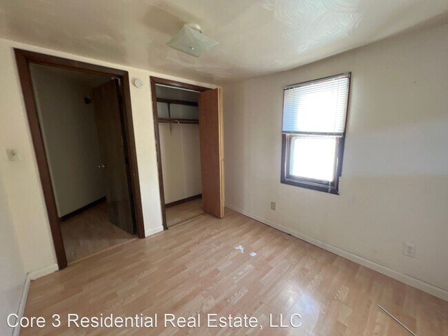 Building Photo - 3 br, 1 bath House - 1832 S 11th