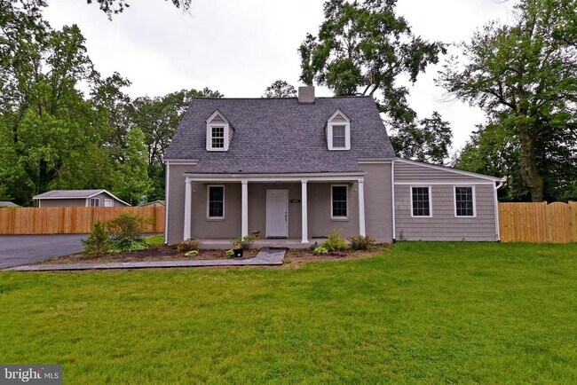 Building Photo - 2905 Boswell Ave