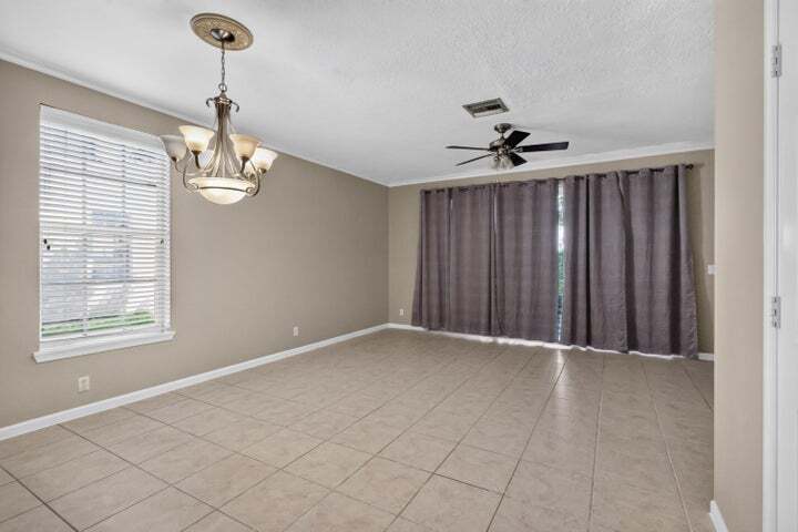 Building Photo - 8103 Bellagio Ln