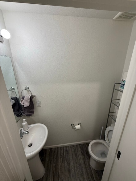 Building Photo - 18261 E 51st Ave