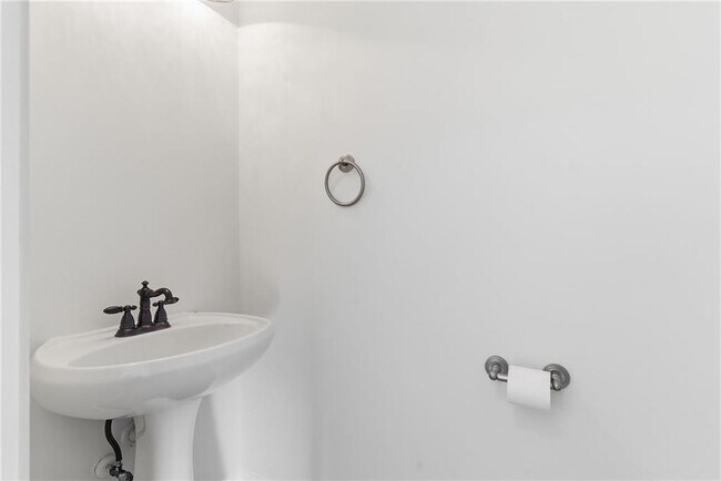 Building Photo - 2913 Greyhawk Ln