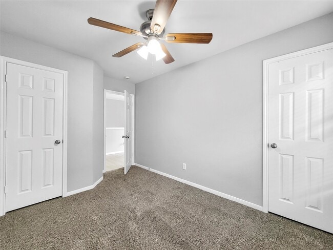 Building Photo - 20911 Foxwood Glen Ln
