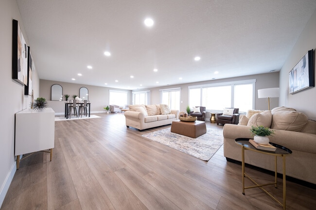 Building Photo - 26391 Preserve Dr