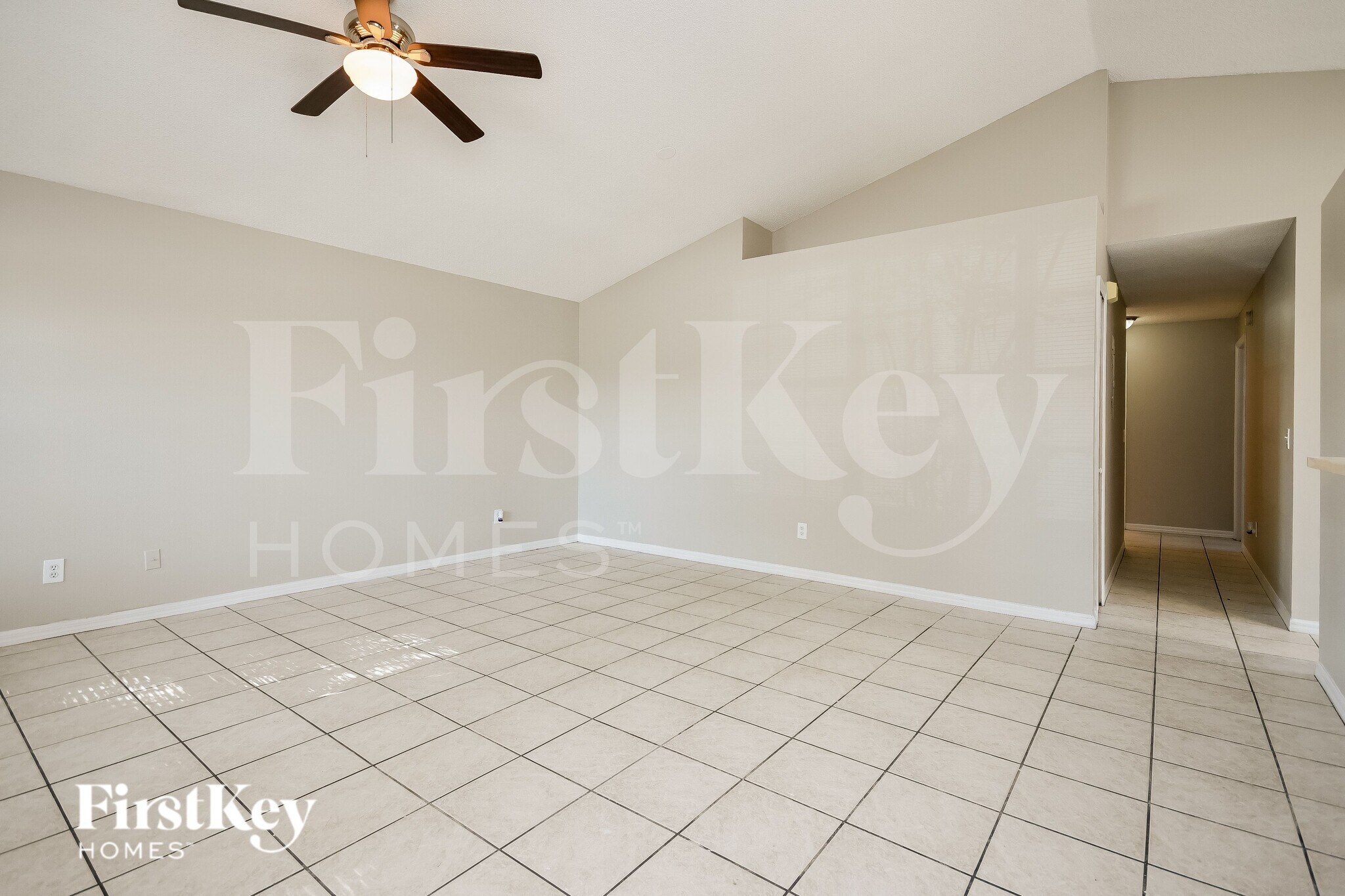 Building Photo - 3753 Dartford Dr