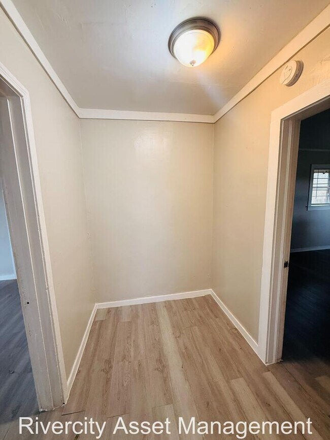 Building Photo - A Millington Charm!!!!! Section 8 Welcomed !!!!!!