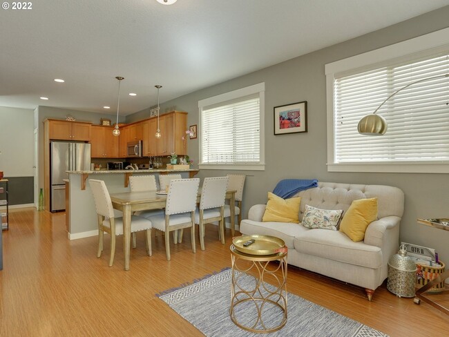 Building Photo - 11464 SW 96th Ave