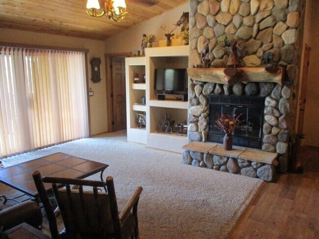 Building Photo - 4751 W Bison Ln