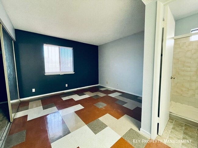 Building Photo - 3716 Snorkel Cir