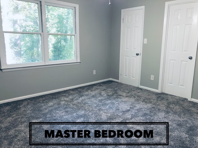 Building Photo - 516 Brent Rd