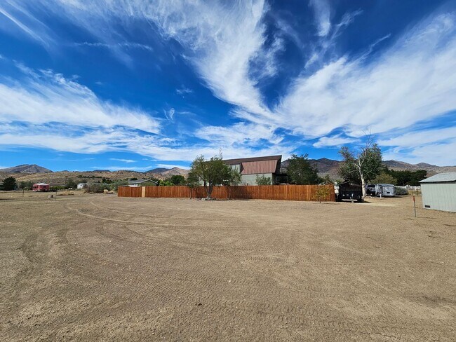 Building Photo - Dual Family Living - Horse Property - In Law Quarters
