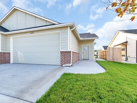 Building Photo - 625 Briarbrook Ln