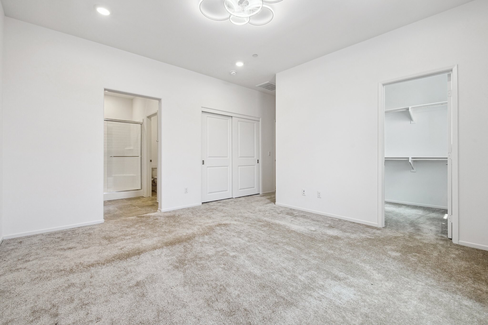 Building Photo - 5584 Kate Way