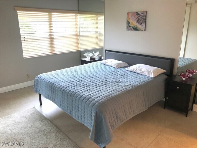 Building Photo - 1085 Forest Lakes Dr