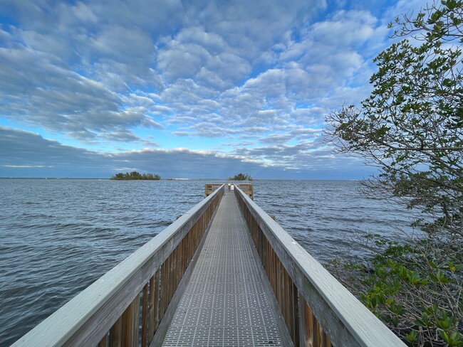 Building Photo - Upscale 3 BR Furnished Condo in Inlet at Sebastian