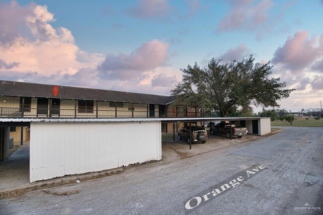 Primary Photo - 1600 S Bridge Ave