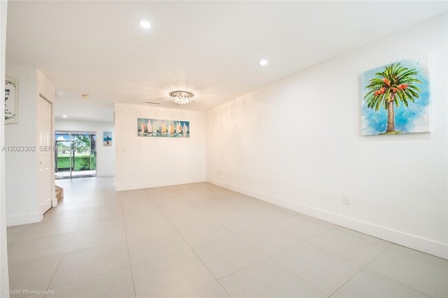 Building Photo - 15463 SW 110th Terrace