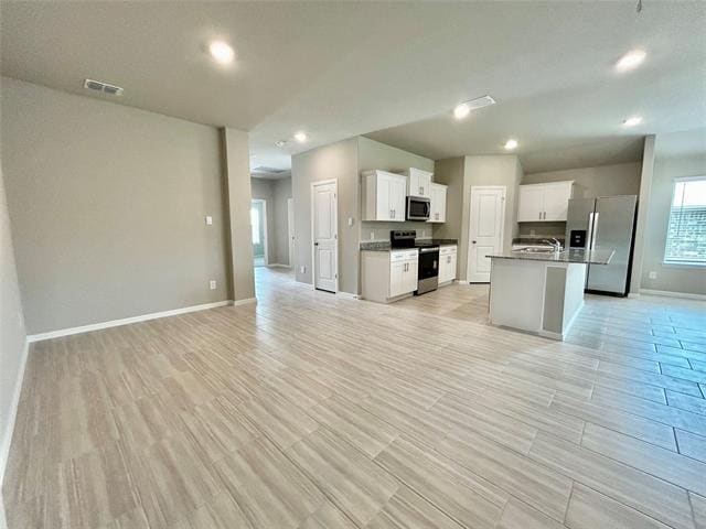 Building Photo - 16432 Severn Ln