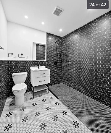 Building Photo - 877 Saint Nicholas Ave