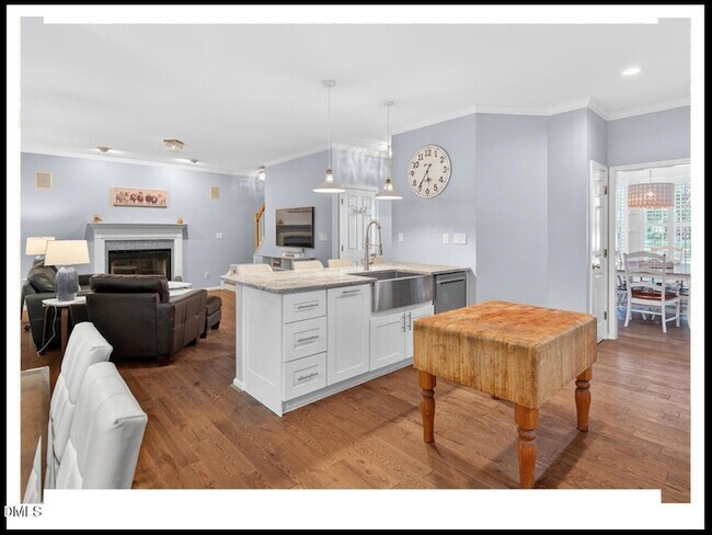Building Photo - 5207 Tahoe Dr