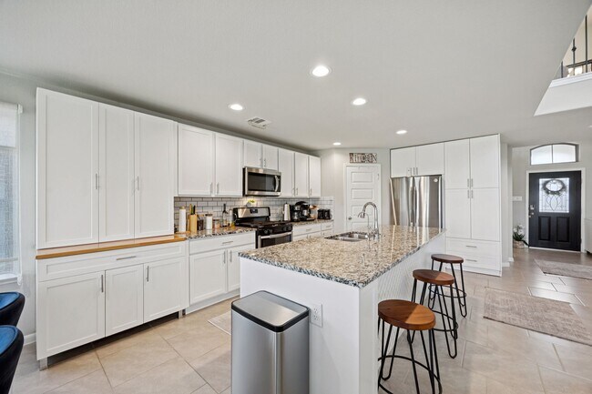 Building Photo - 21030 Albany Landing Ln