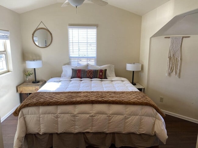 Building Photo - Spacious 2 Bedroom home in Paragonah