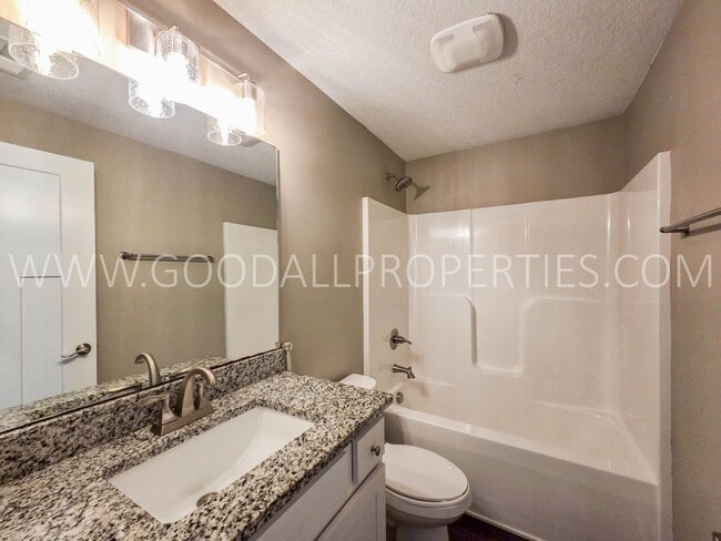 Building Photo - 16656 Wilden Dr