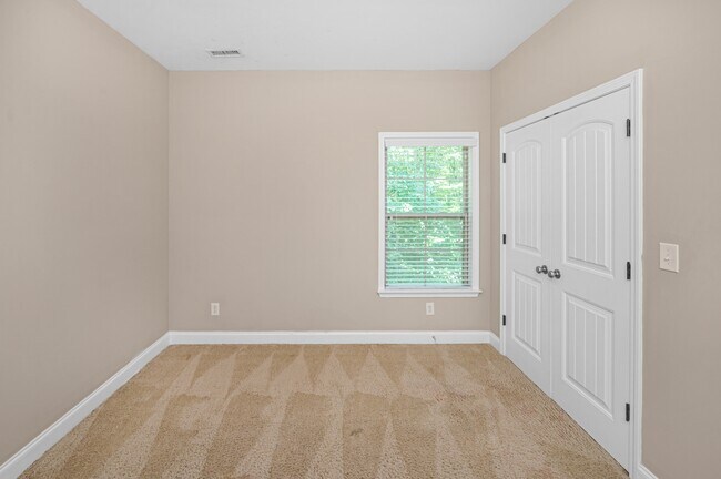 Building Photo - 12696 Alpine Cir