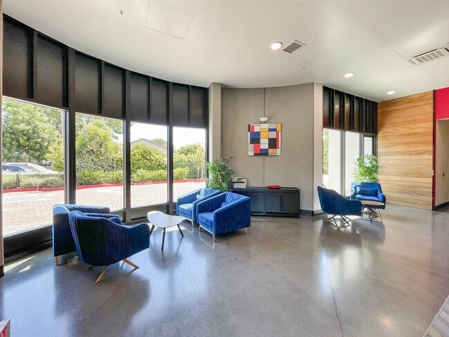 Building Photo - Modern 2BD Fremont Condo – EV Charger, Bal...