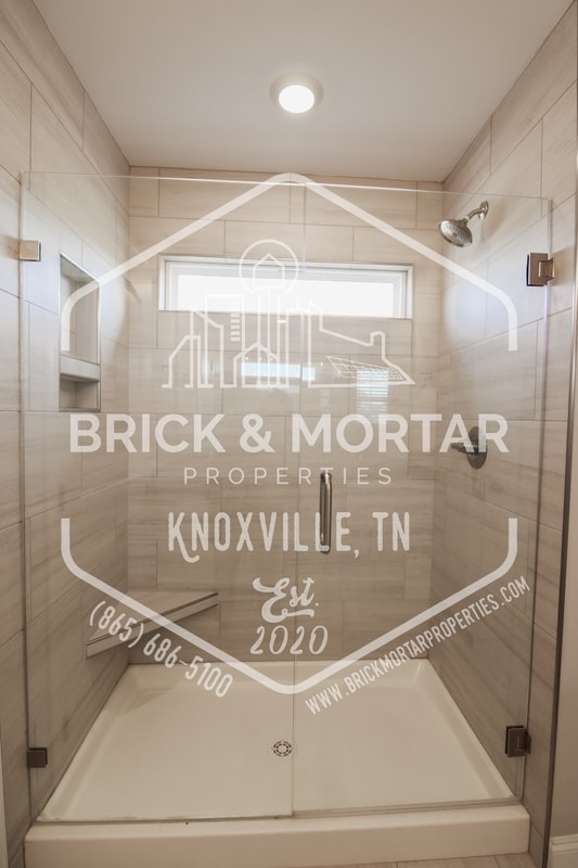 Building Photo - 1669 Spring Berry Ln