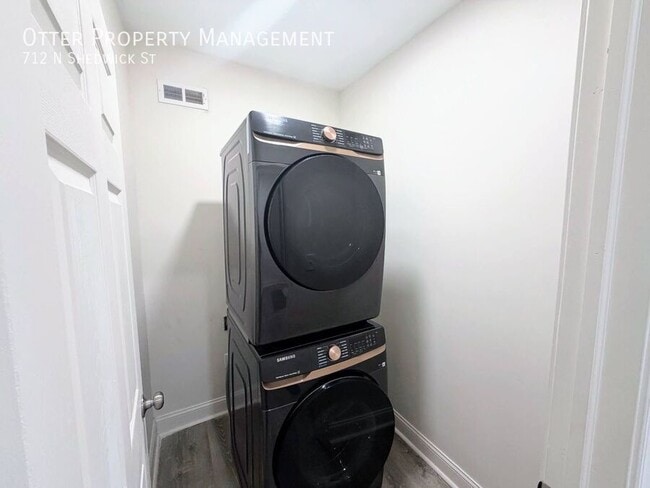 Building Photo - 712 N Shedwick St