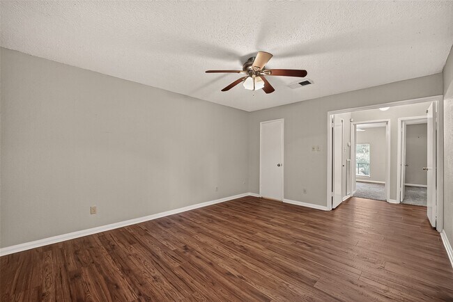Building Photo - 16451 Cavendish Dr