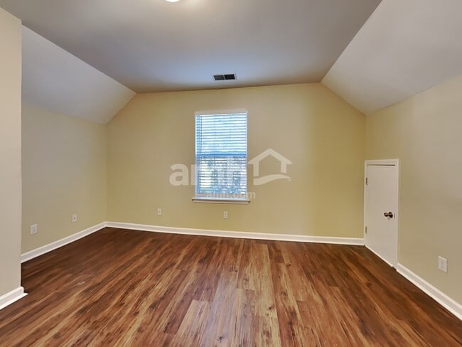 Building Photo - 4812 Oak Haven Pl