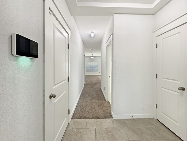 Building Photo - 13806 Quiet Fox Ln