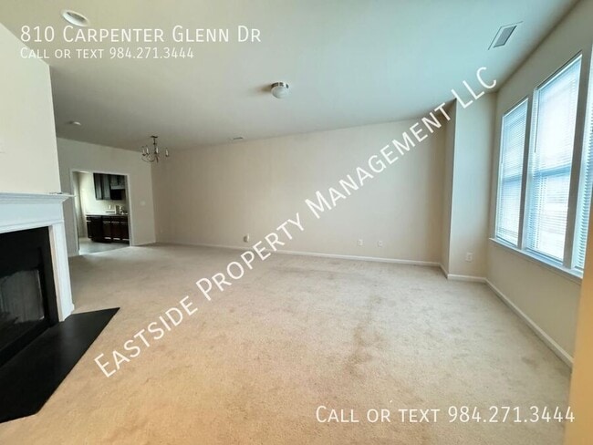 Building Photo - 810 Carpenter Glenn Dr