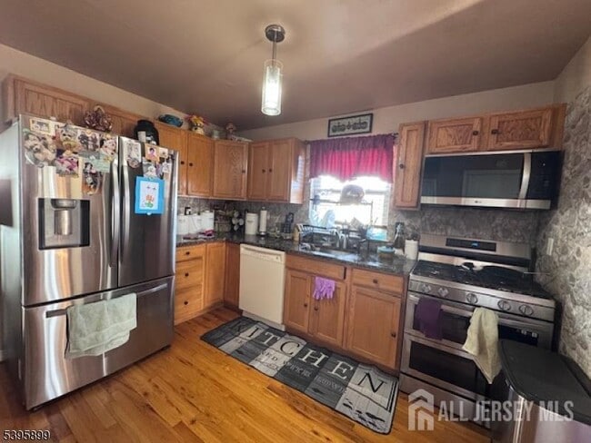 Building Photo - 55 Edmund St