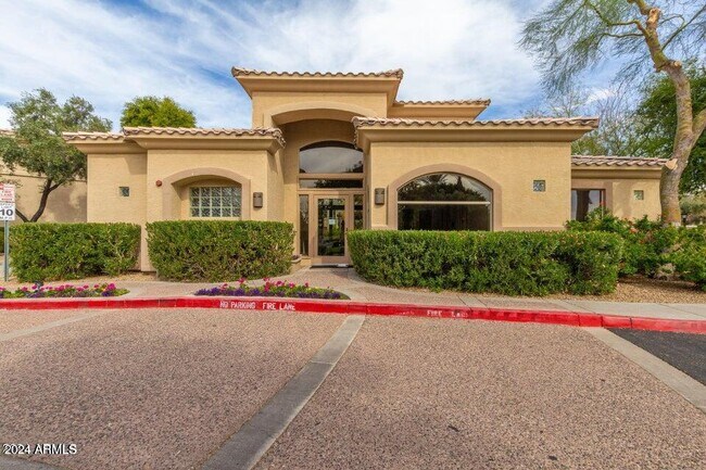 Building Photo - 9550 E Thunderbird Rd