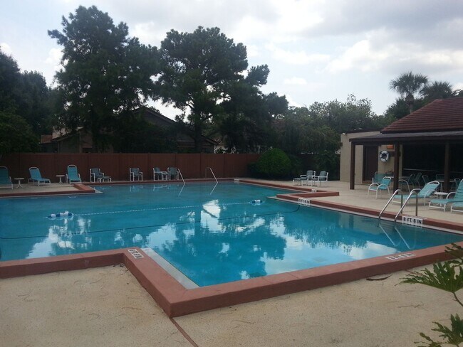 Building Photo - 4231 S Lake Orlando Pkwy
