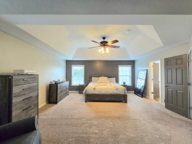 Building Photo - 525 Batty Way