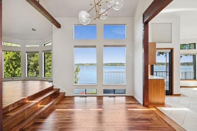 Building Photo - Stunning 3,146 Sq. Ft. Olympia Waterfront ...