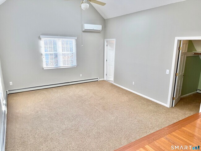 Building Photo - 94 Waldron Dr